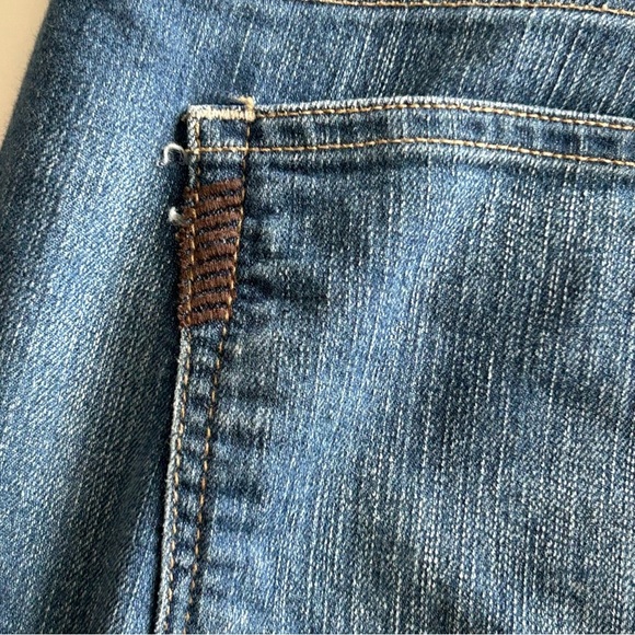 PAIGE Roxie Capri Women's Blue Jeans 31 Medium Wash - Picture 9 of 11